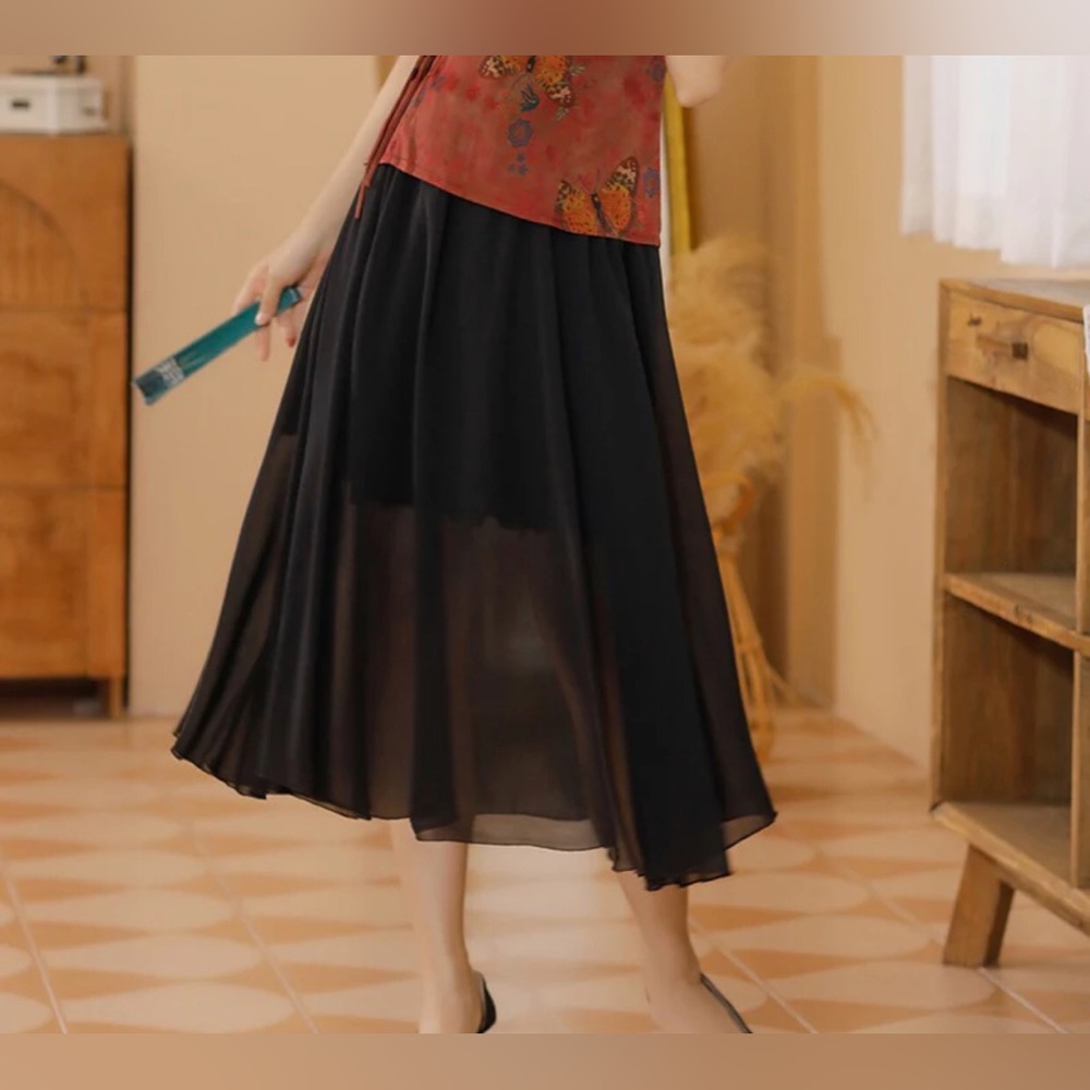 Candie’s Skirt